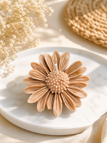 Daisy Bloom Candle